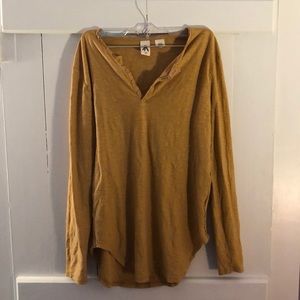 Urban outfitters long sleeve tshirt